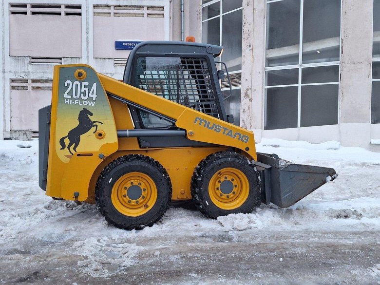 Мини погрузчик mustang 2054