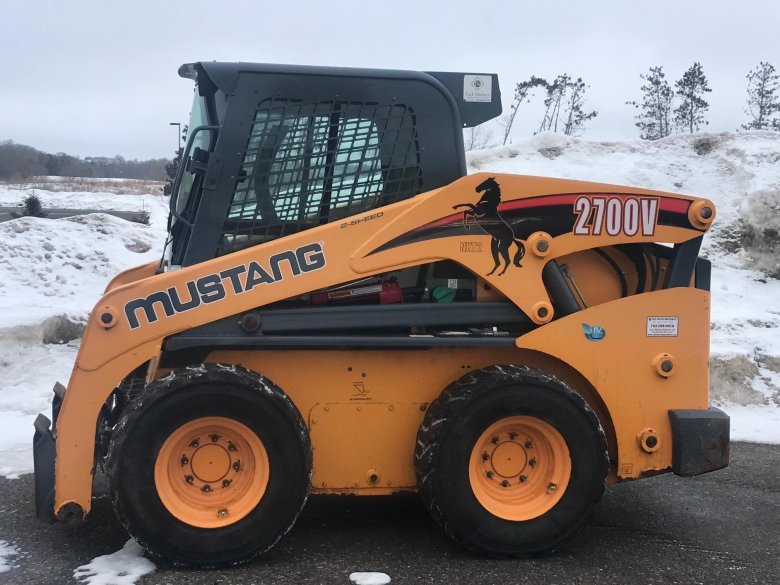 Mustang 2700v