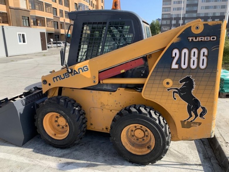 Мини погрузчик Mustang 2086