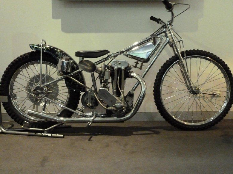 Мотоцикл Эссо 500