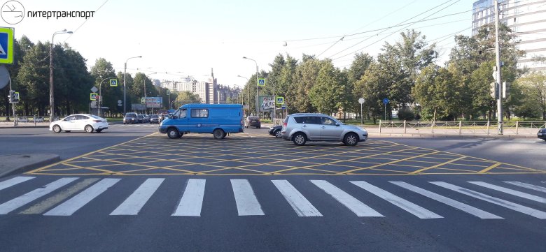 Разметка 1.26 на перекрестке