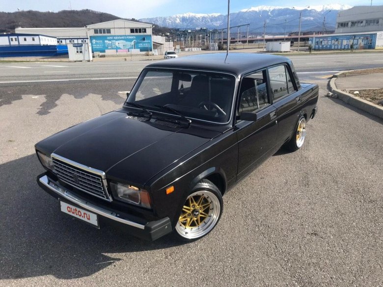 Lada (ВАЗ) 2107 черный