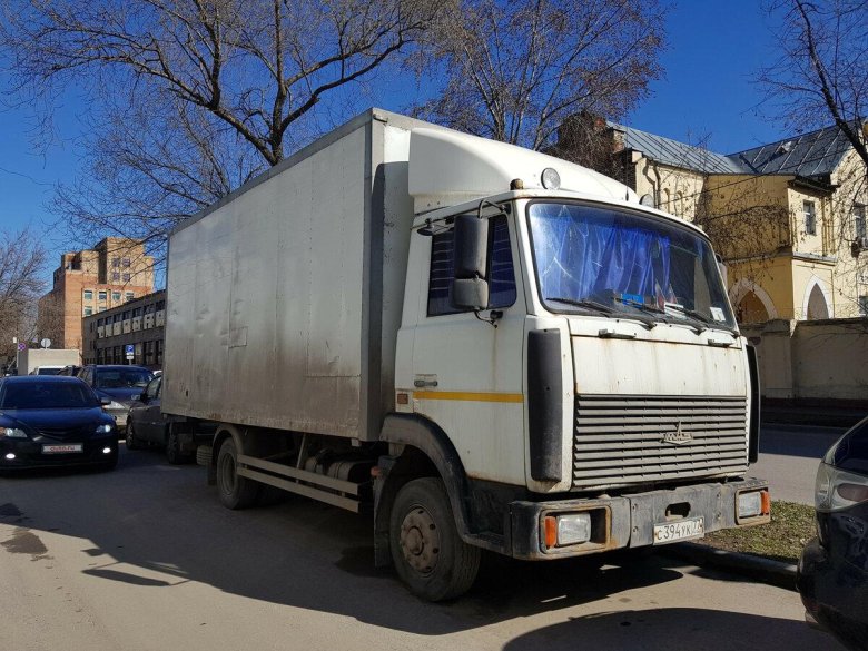 МАЗ-4370 грузовой автомобиль