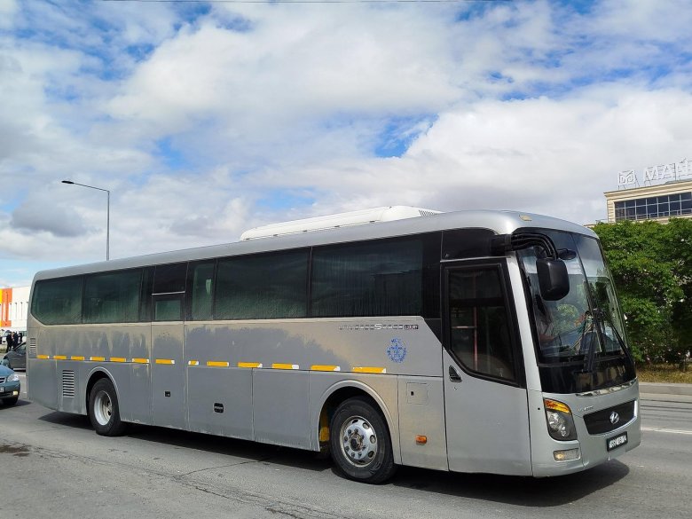 Автобус hyundai universe space luxury