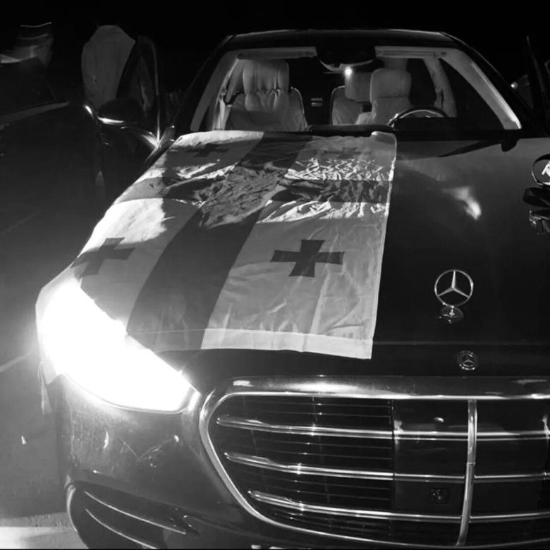 Флаг на машине