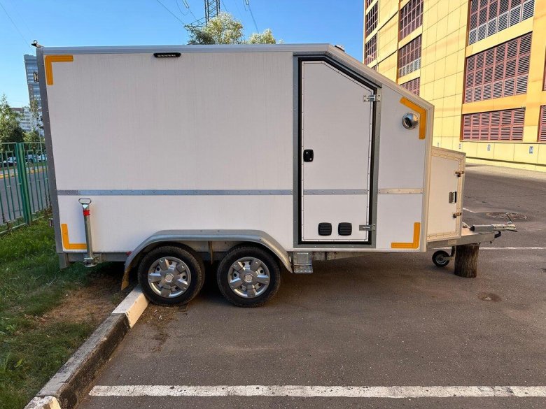 Прицеп фургон исток 3792м4