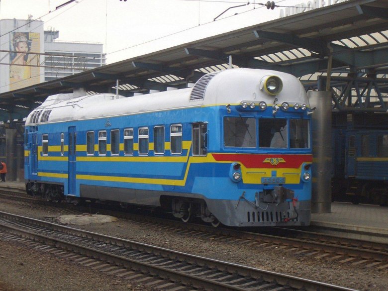 Дизель поезд