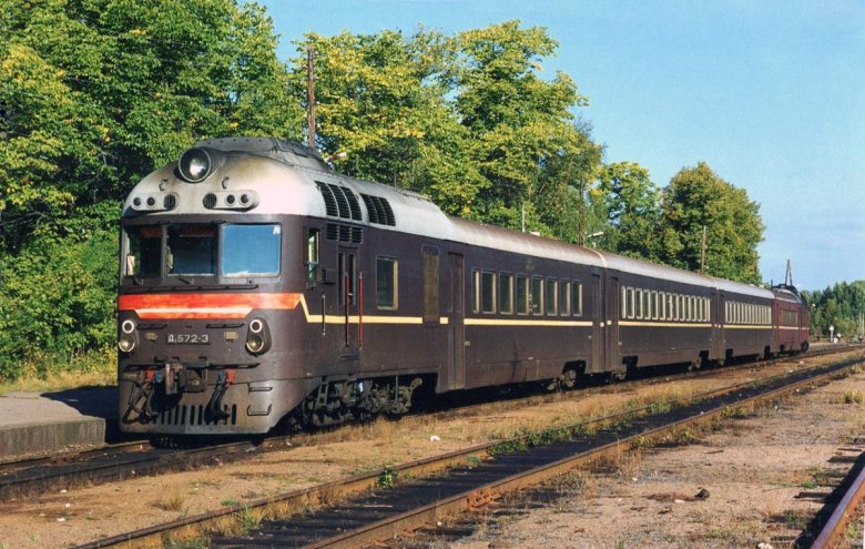 Д 1 дизель поезд