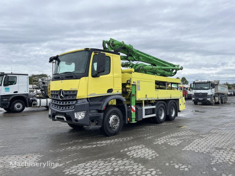 Mercedes benz arocs