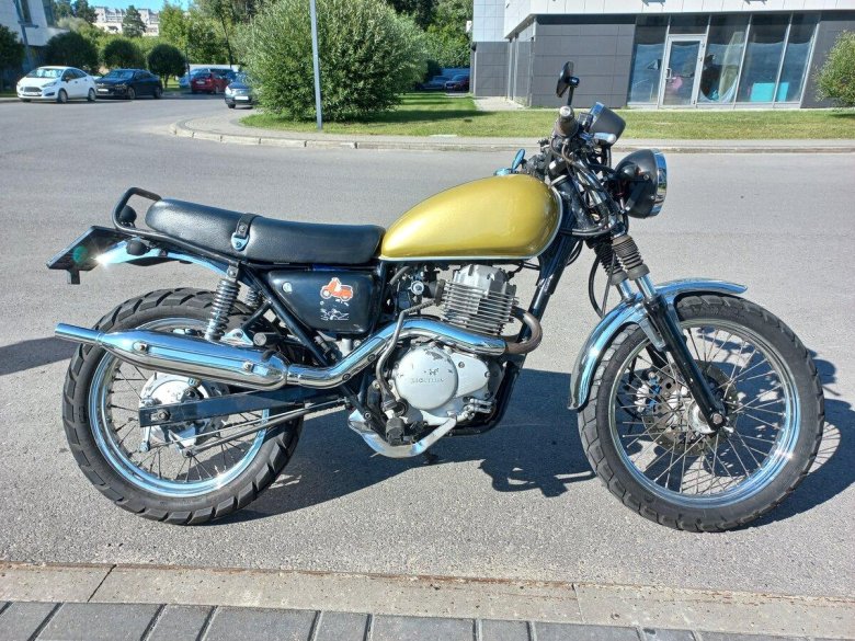 Honda cb 400 ss