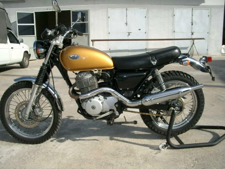 Honda cl400 scrambler