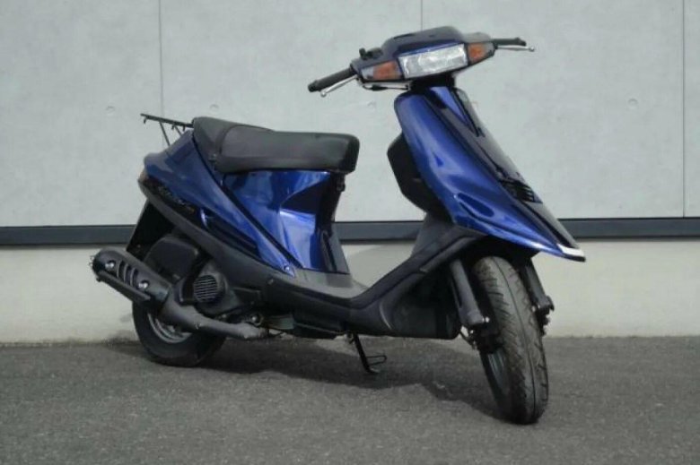 Suzuki address v100