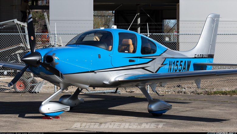 Cirrus sr22 g6