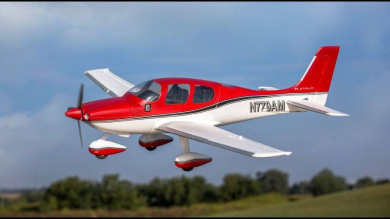 Cirrus sr22