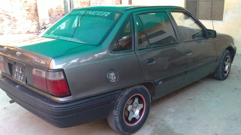 Daewoo Racer