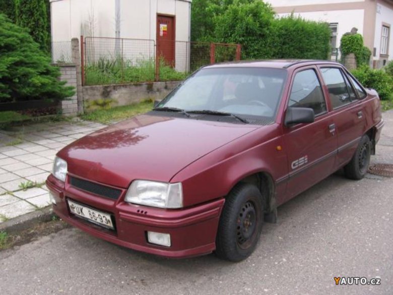 Opel kadett 1988 седан