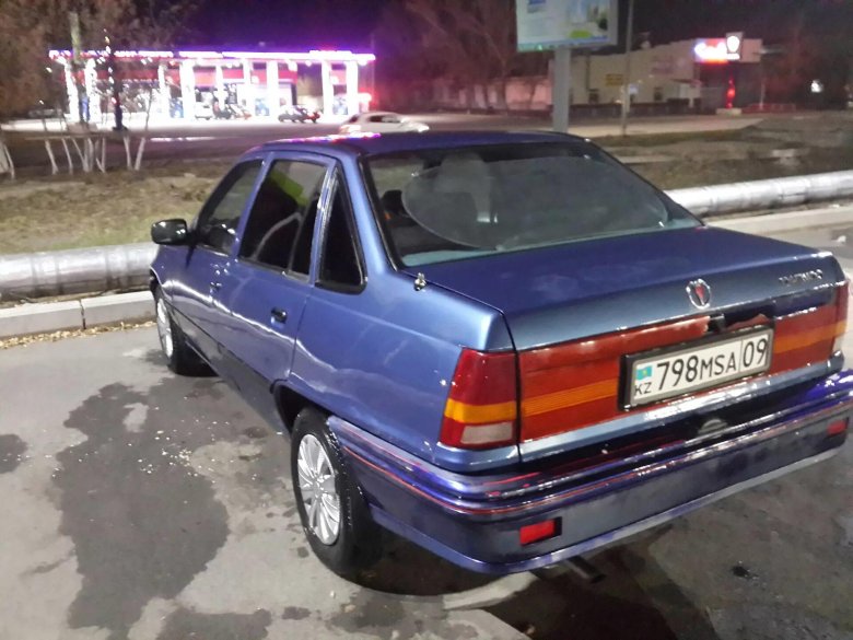 Дэу рейсер 1993