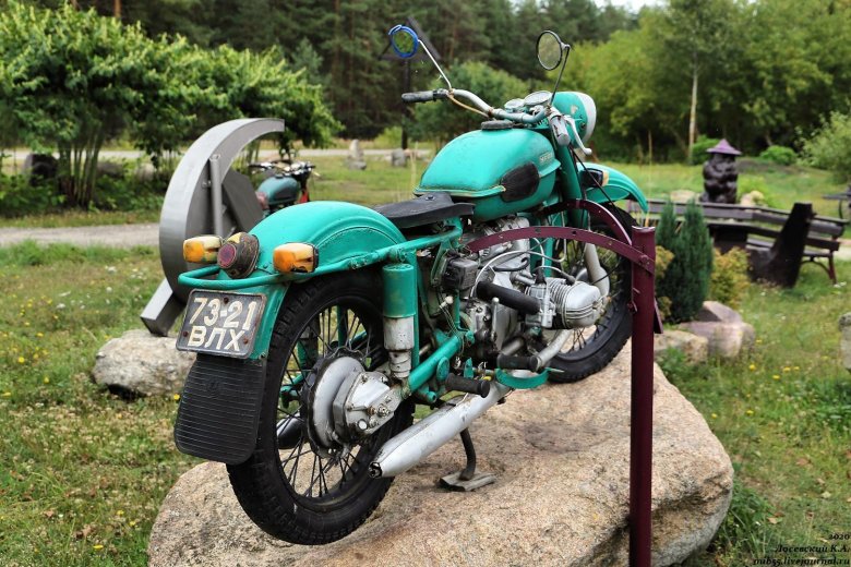 Мотоцикл Урал м 67