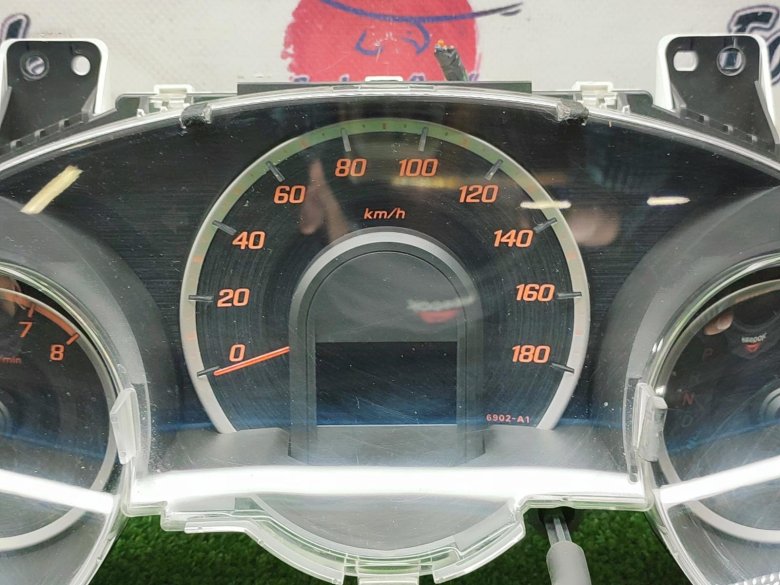 Панель приборов тойота