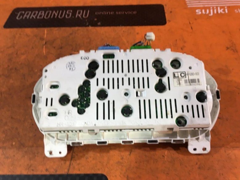 Щиток приборов Honda Stepwgn rf1