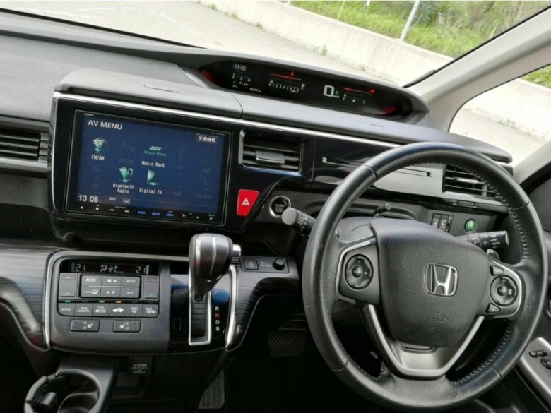 Магнитола Honda Stepwgn rp3