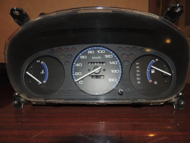 Приборная панель Honda Civic 6
