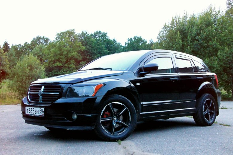 Додж Калибер черный