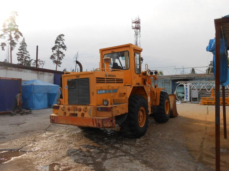 Фронтальный погрузчик volvo