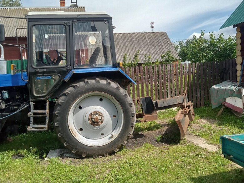Трактор мтз 82 1