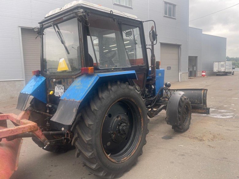 Селхозтехник трактор беларус мтз 82