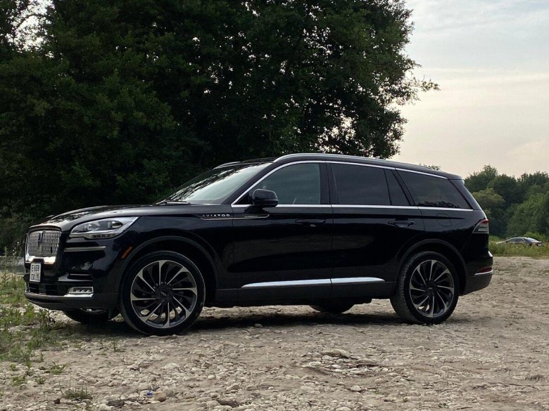 Lincoln aviator 2021 black label