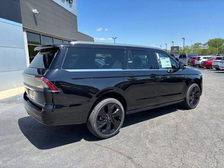 Lincoln navigator внедорожник