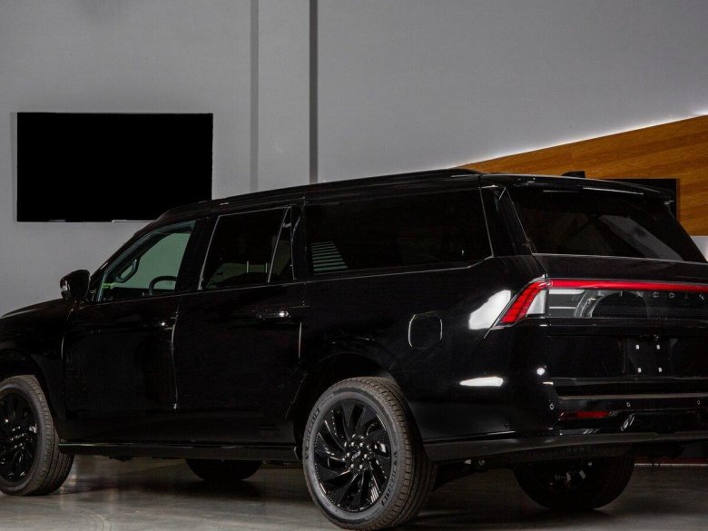 Новый линкольн навигатор