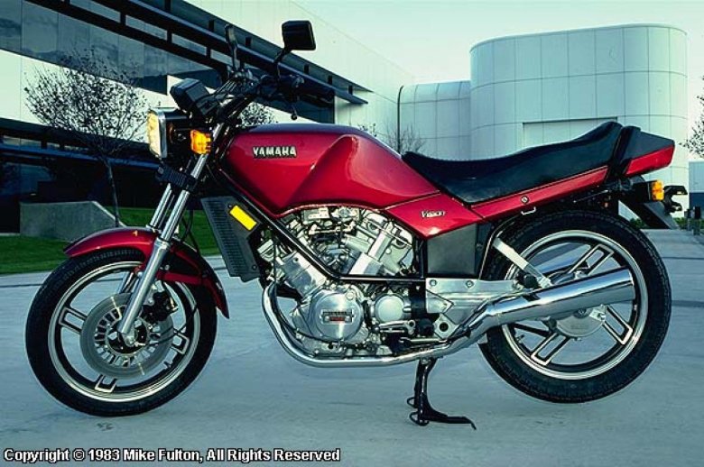 Yamaha XZ 550
