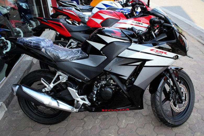 Honda cbr 150