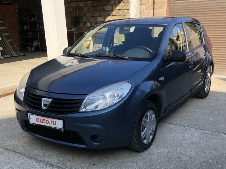 Рено сандеро 2011