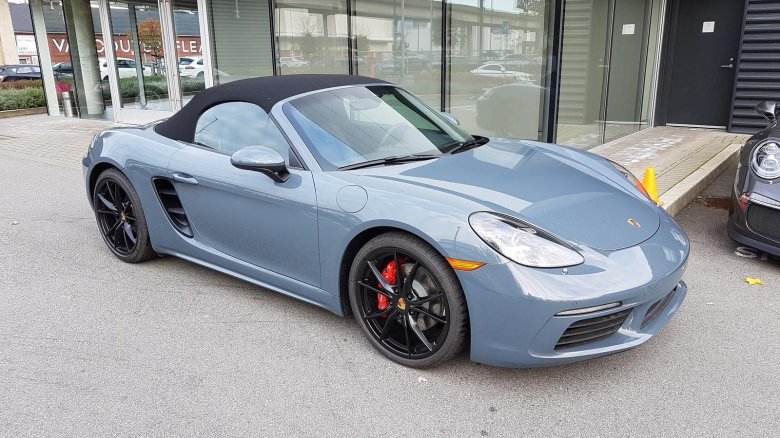 Graphite Blue Metallic