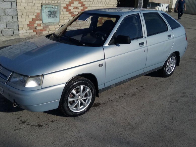 ВАЗ 2112 серебристо голубой