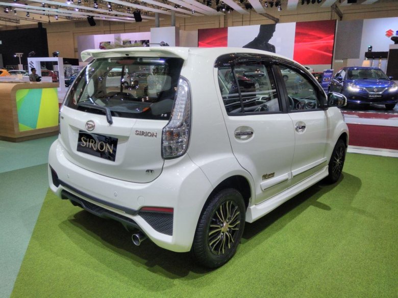 Daihatsu Sirion 2016