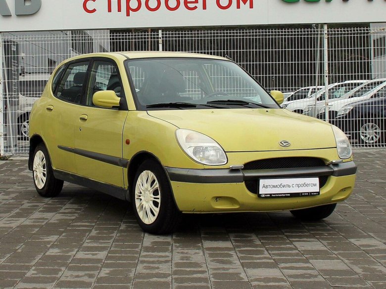 Daihatsu Sirion 1998