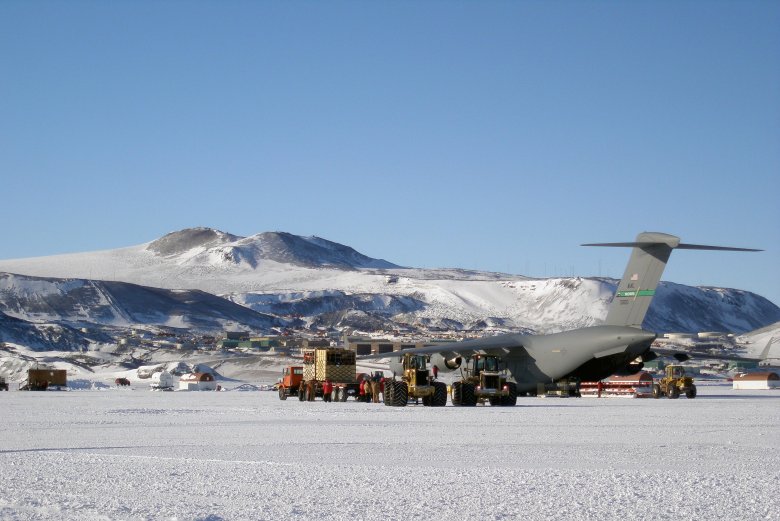 Айс Ранвей, Антарктика