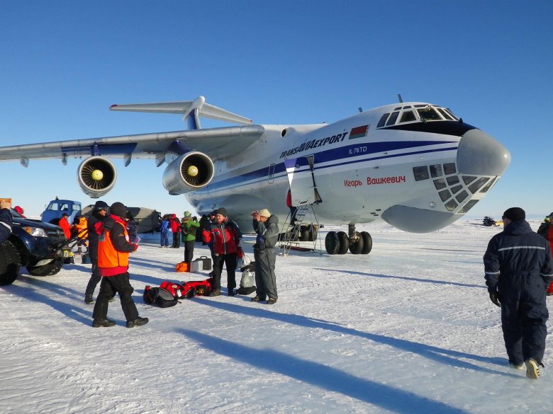 Аэродром Новолазаревская Антарктида