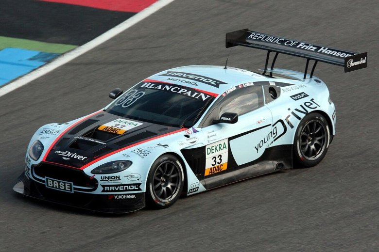 Aston Martin Vantage gt3 2020