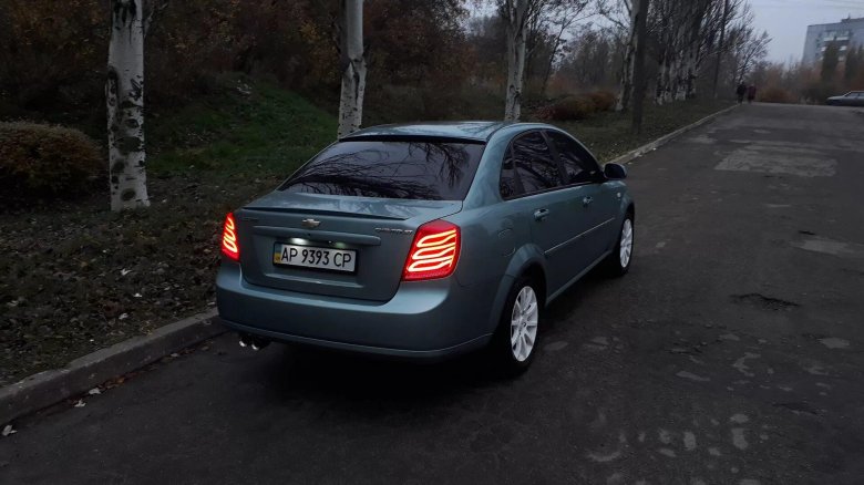 Chevrolet Lacetti седан опер
