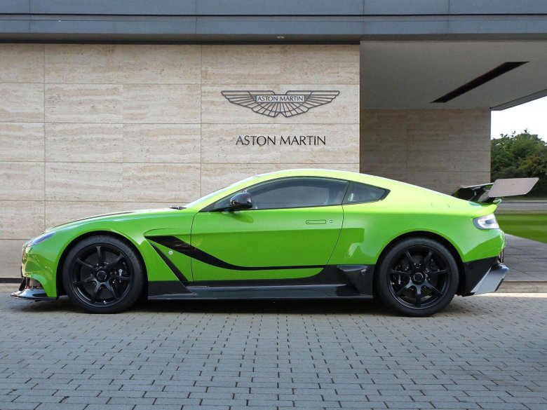 Астон Мартин gt12