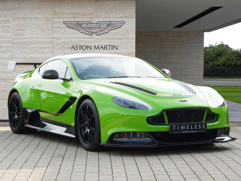 Aston Martin Vantage gt12