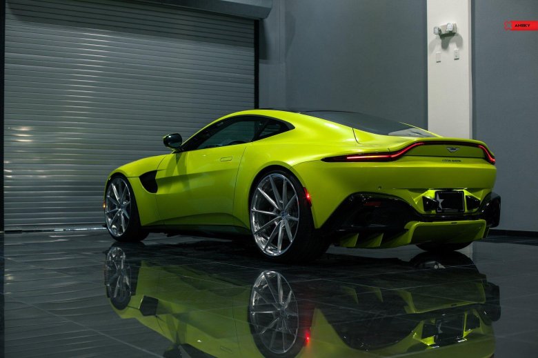 Aston Martin Vantage 2019