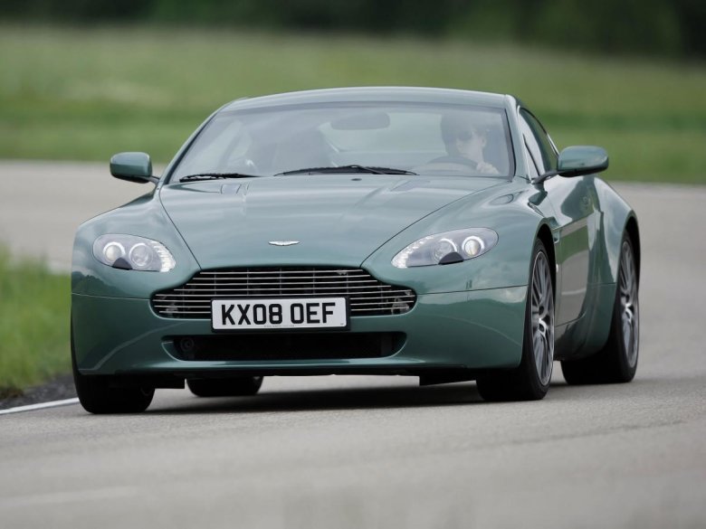 Aston Martin v8 Vantage 2008