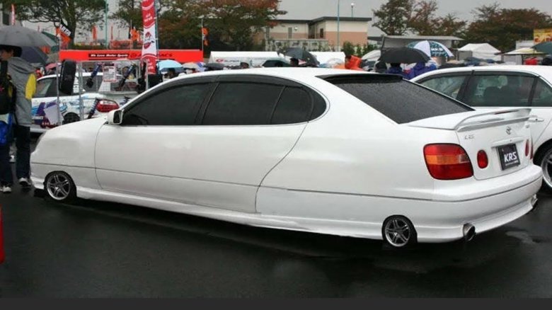 Маленькие колеса на машине