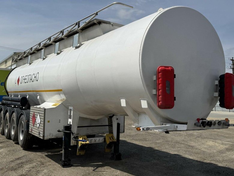 Полуприцеп-цистерна сеспель sf33
